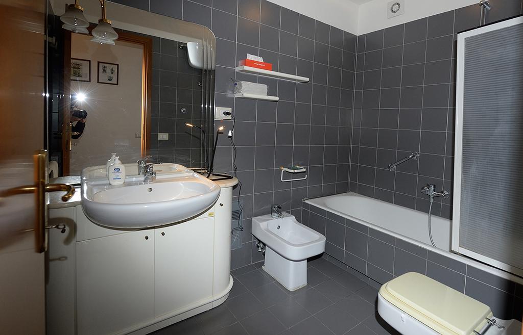 Tintoretto Inn B&B Рим Экстерьер фото